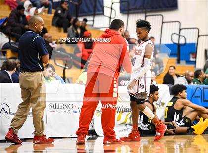 Thumbnail 1 in American History vs. Roselle Catholic (Metro Classic) photogallery.