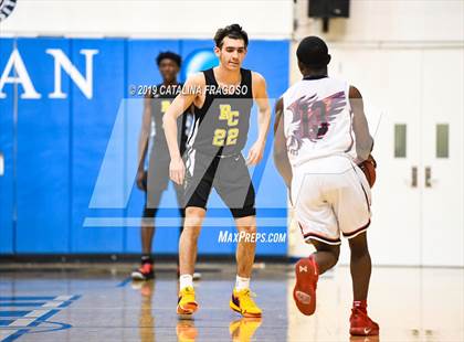 Thumbnail 2 in American History vs. Roselle Catholic (Metro Classic) photogallery.