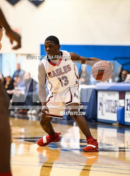 Thumbnail 2 in American History vs. Roselle Catholic (Metro Classic) photogallery.
