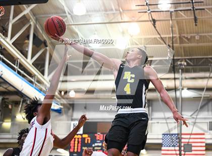 Thumbnail 1 in American History vs. Roselle Catholic (Metro Classic) photogallery.