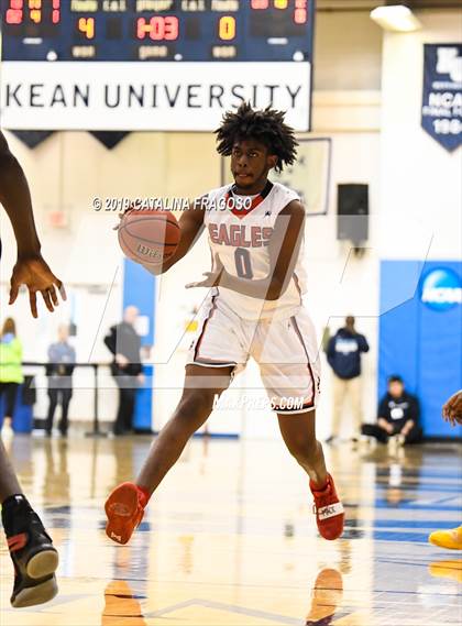 Thumbnail 3 in American History vs. Roselle Catholic (Metro Classic) photogallery.