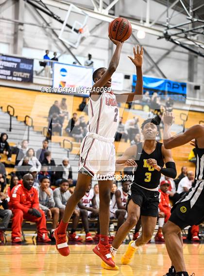 Thumbnail 2 in American History vs. Roselle Catholic (Metro Classic) photogallery.