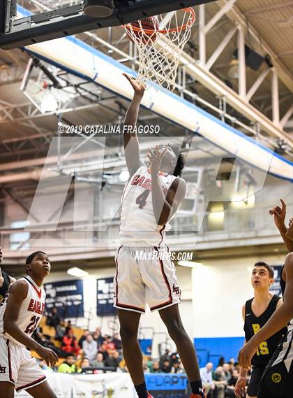 Thumbnail 2 in American History vs. Roselle Catholic (Metro Classic) photogallery.