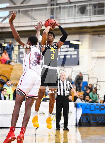 Thumbnail 2 in American History vs. Roselle Catholic (Metro Classic) photogallery.