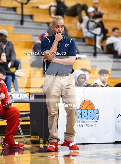 Thumbnail 1 in American History vs. Roselle Catholic (Metro Classic) photogallery.