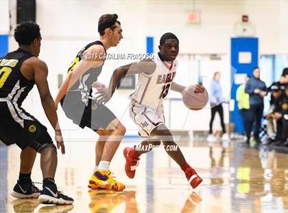 Thumbnail 3 in American History vs. Roselle Catholic (Metro Classic) photogallery.