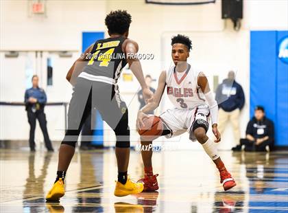 Thumbnail 2 in American History vs. Roselle Catholic (Metro Classic) photogallery.