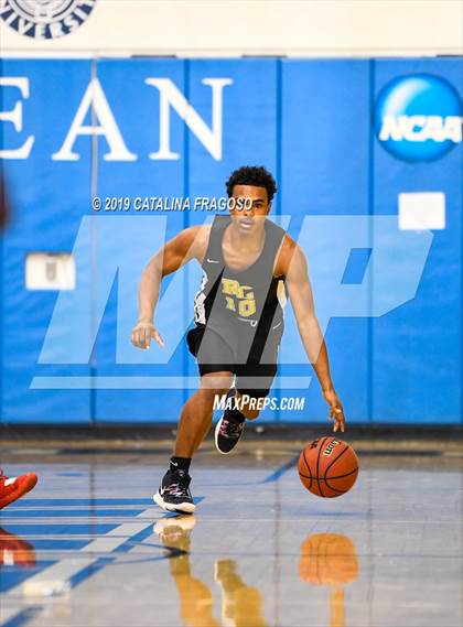 Thumbnail 1 in American History vs. Roselle Catholic (Metro Classic) photogallery.
