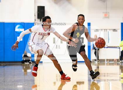 Thumbnail 2 in American History vs. Roselle Catholic (Metro Classic) photogallery.