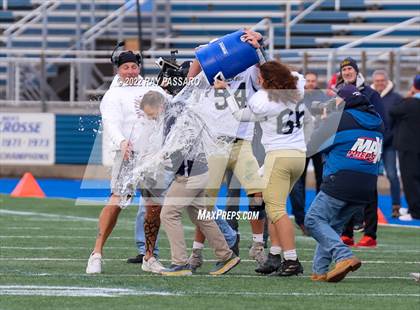Thumbnail 2 in North Shore vs. Bayport-Blue Point photogallery.
