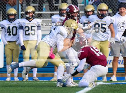 Thumbnail 2 in North Shore vs. Bayport-Blue Point photogallery.