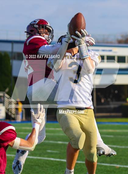 Thumbnail 3 in North Shore vs. Bayport-Blue Point photogallery.