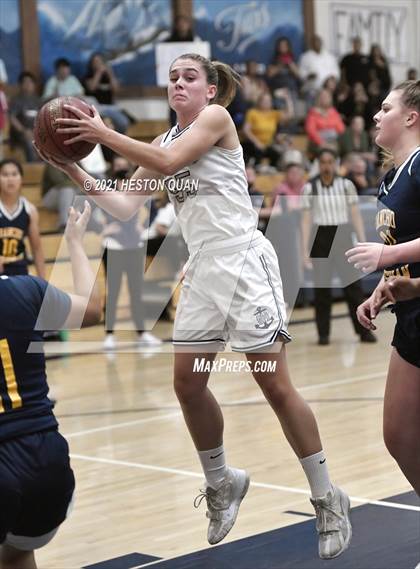 Thumbnail 2 in Rancho Christian vs. Newport Harbor (CIF-SS D4 Final) photogallery.