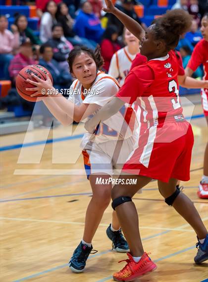 Thumbnail 2 in Tucson High Magnet School vs. Westwood photogallery.