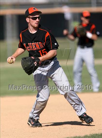 Thumbnail 2 in McHenry vs. Harlem photogallery.