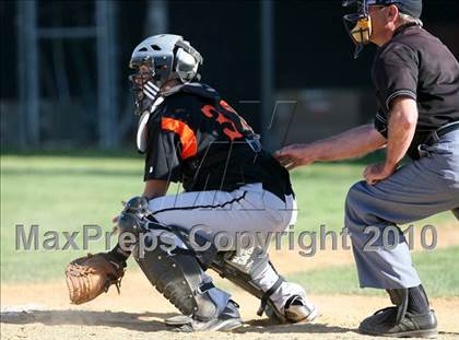 Thumbnail 1 in McHenry vs. Harlem photogallery.