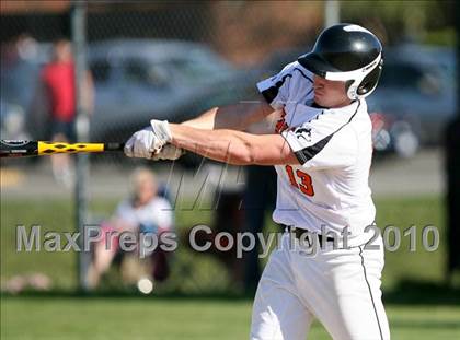 Thumbnail 1 in McHenry vs. Harlem photogallery.
