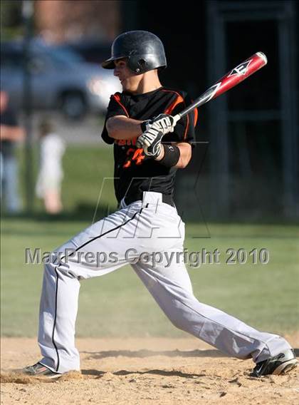 Thumbnail 2 in McHenry vs. Harlem photogallery.