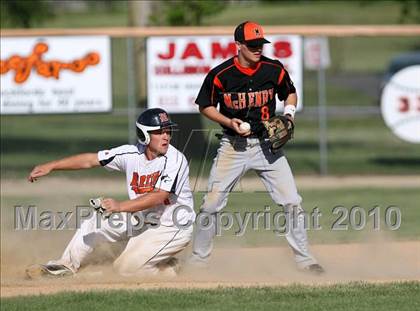 Thumbnail 3 in McHenry vs. Harlem photogallery.