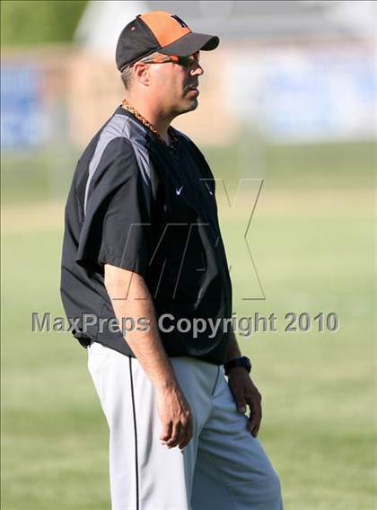 Thumbnail 1 in McHenry vs. Harlem photogallery.