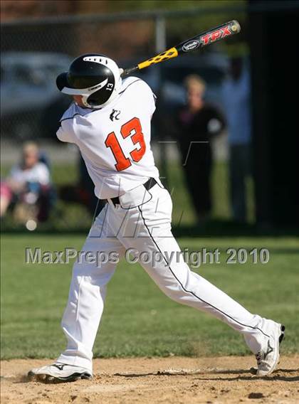 Thumbnail 3 in McHenry vs. Harlem photogallery.