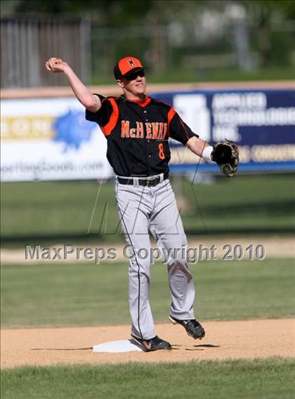 Thumbnail 2 in McHenry vs. Harlem photogallery.