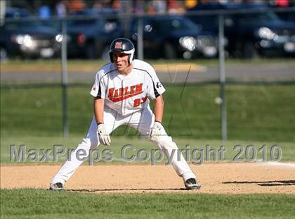 Thumbnail 3 in McHenry vs. Harlem photogallery.