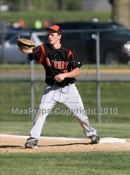 Thumbnail 3 in McHenry vs. Harlem photogallery.