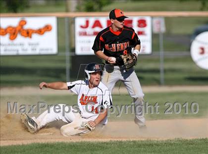 Thumbnail 2 in McHenry vs. Harlem photogallery.