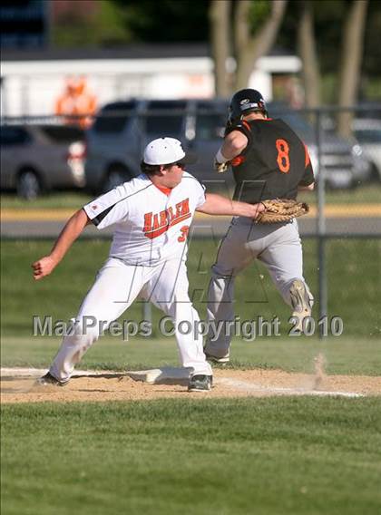 Thumbnail 1 in McHenry vs. Harlem photogallery.