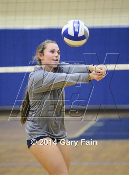 Thumbnail 2 in Soddy Daisy vs Bradley Central photogallery.