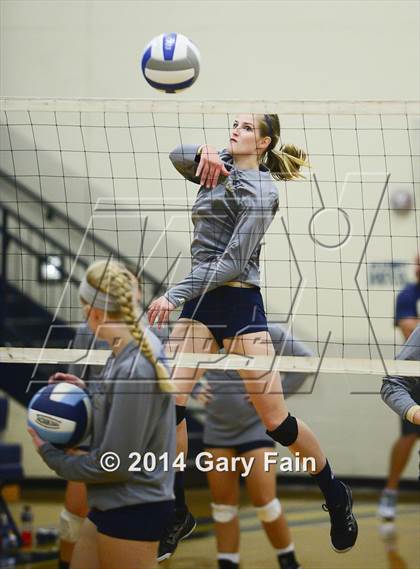 Thumbnail 3 in Soddy Daisy vs Bradley Central photogallery.