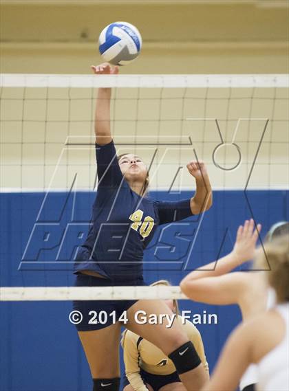 Thumbnail 1 in Soddy Daisy vs Bradley Central photogallery.