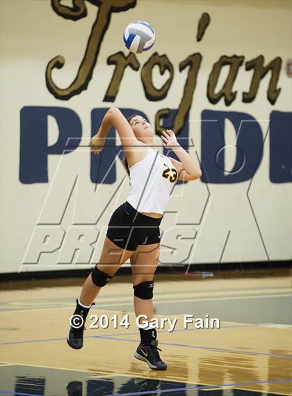 Thumbnail 2 in Soddy Daisy vs Bradley Central photogallery.