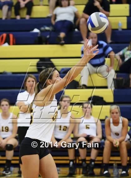 Thumbnail 1 in Soddy Daisy vs Bradley Central photogallery.