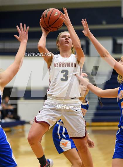 Thumbnail 2 in Timpview vs. Herriman photogallery.