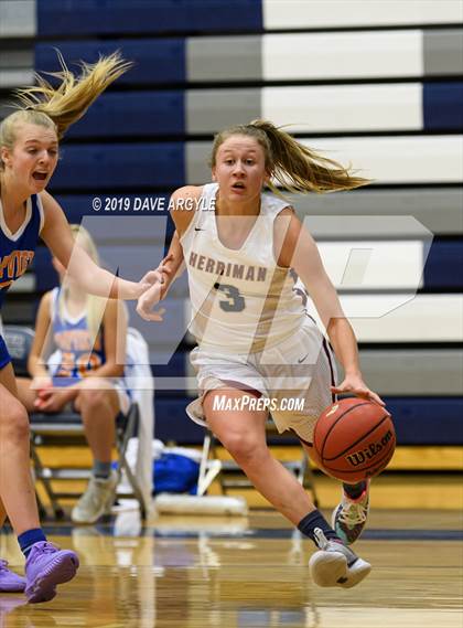 Thumbnail 3 in Timpview vs. Herriman photogallery.