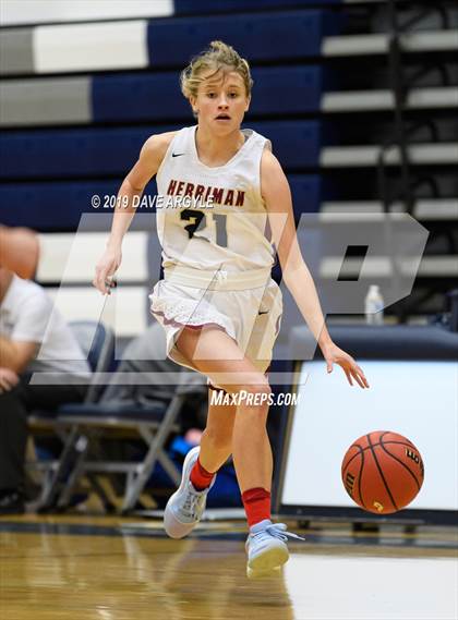 Thumbnail 1 in Timpview vs. Herriman photogallery.