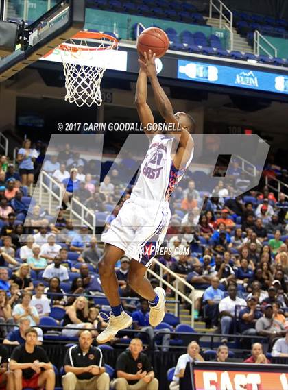 Thumbnail 2 in NCCA East vs. West All-Star Basketball photogallery.