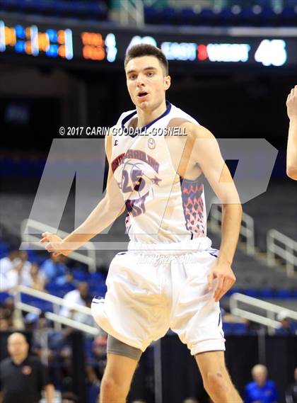 Thumbnail 1 in NCCA East vs. West All-Star Basketball photogallery.