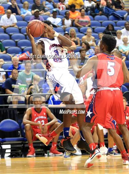 Thumbnail 2 in NCCA East vs. West All-Star Basketball photogallery.
