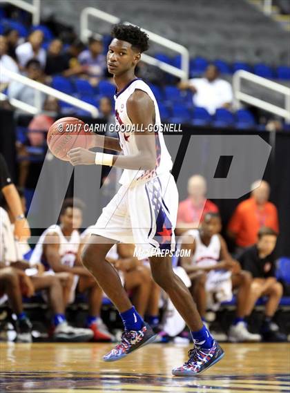 Thumbnail 2 in NCCA East vs. West All-Star Basketball photogallery.