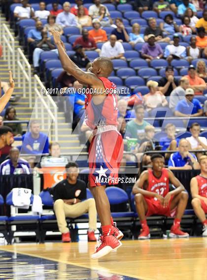 Thumbnail 2 in NCCA East vs. West All-Star Basketball photogallery.