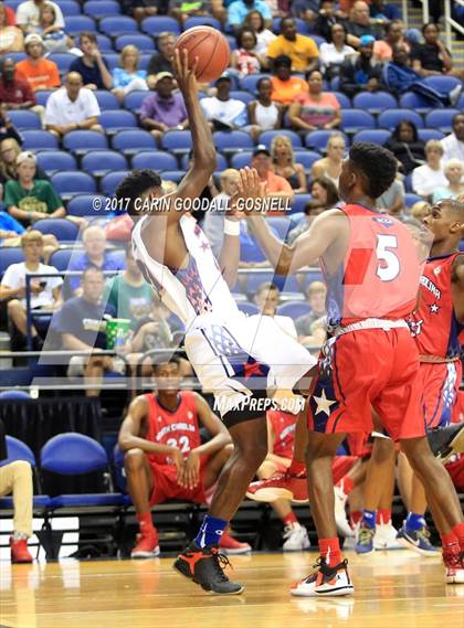 Thumbnail 3 in NCCA East vs. West All-Star Basketball photogallery.