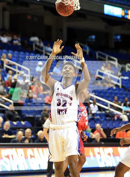 Thumbnail 1 in NCCA East vs. West All-Star Basketball photogallery.