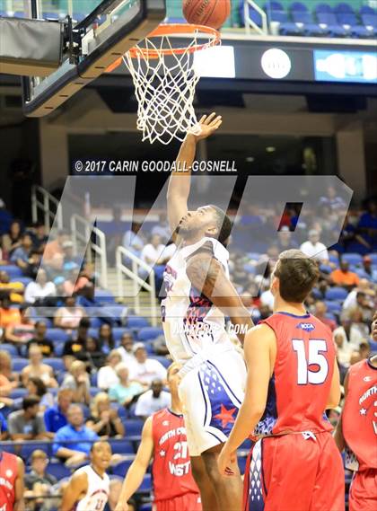 Thumbnail 2 in NCCA East vs. West All-Star Basketball photogallery.