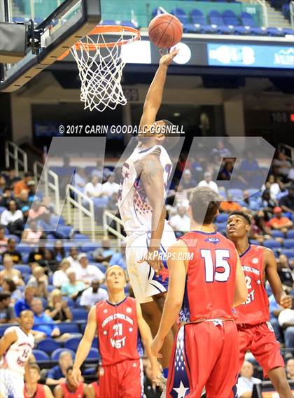 Thumbnail 1 in NCCA East vs. West All-Star Basketball photogallery.