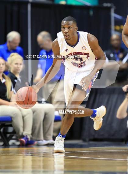 Thumbnail 2 in NCCA East vs. West All-Star Basketball photogallery.
