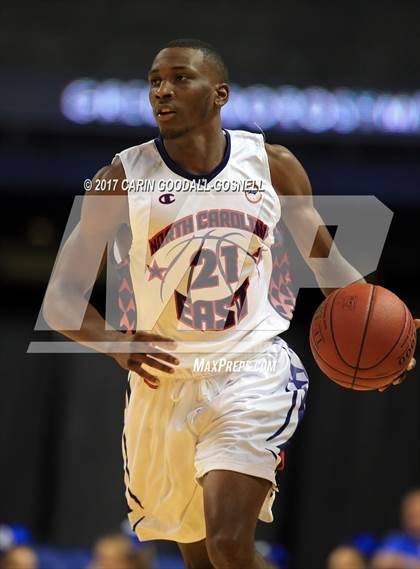 Thumbnail 3 in NCCA East vs. West All-Star Basketball photogallery.