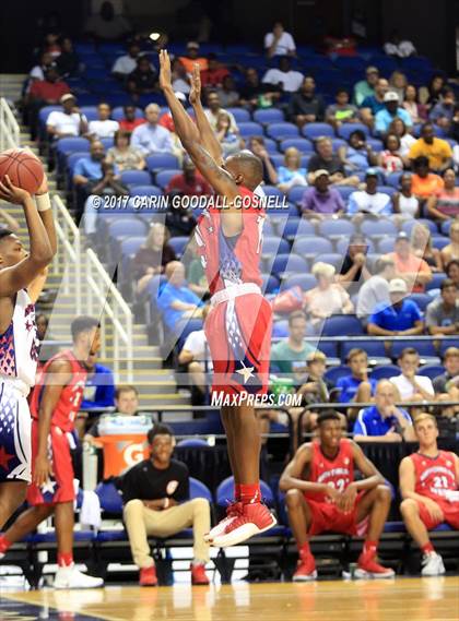 Thumbnail 3 in NCCA East vs. West All-Star Basketball photogallery.